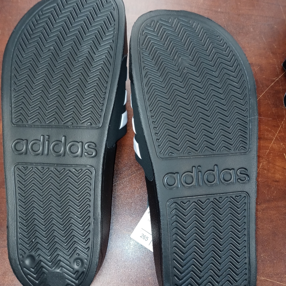 Adidas slides - Picture 5 of 6